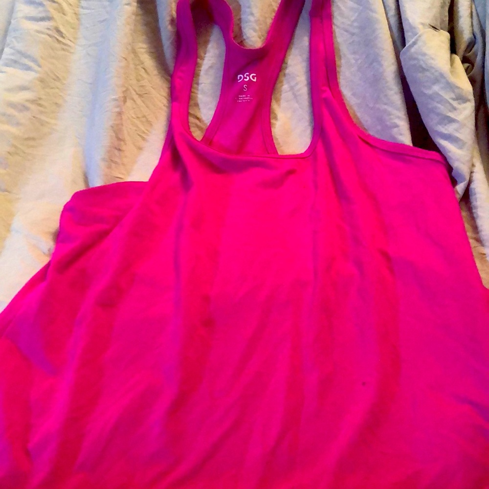 Size small workout tank